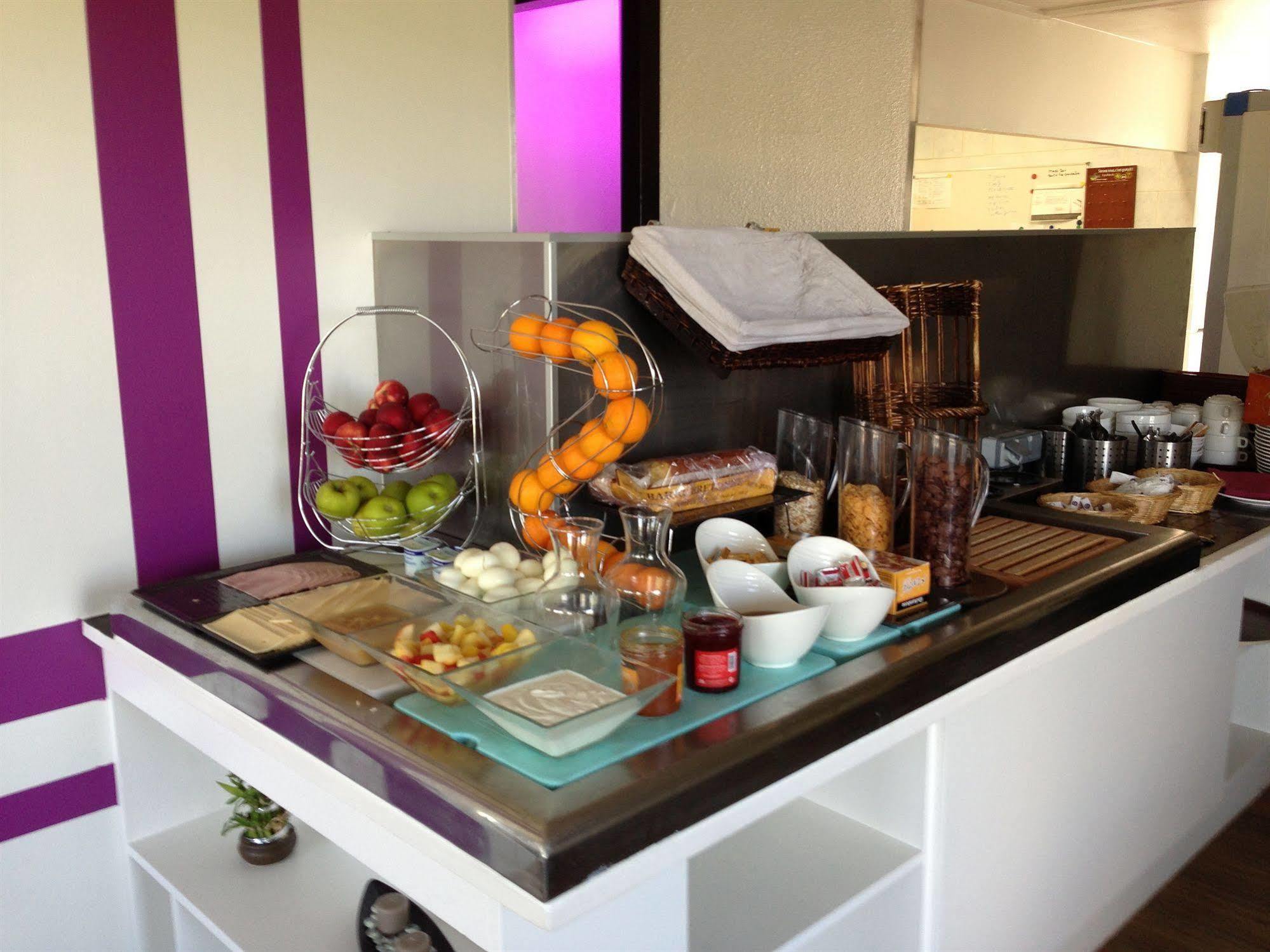 Hotel Inn Design La Rochelle Esterno foto